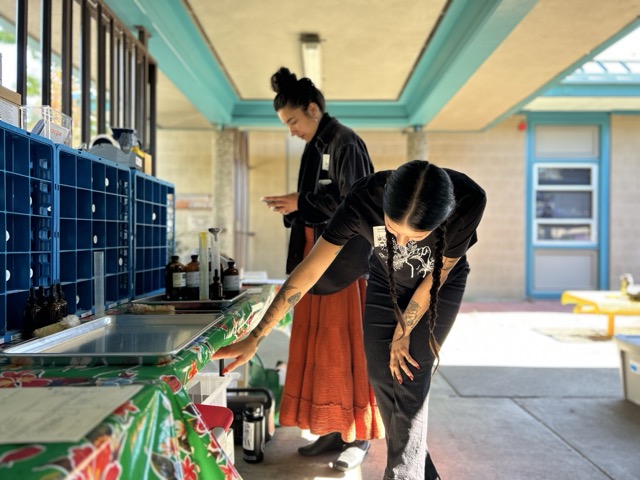 EC03C00A-3451-48EC-BC6C-34340B926C65_1_201_a Medium